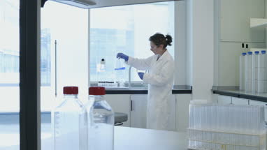 Female scientist working in a science laboratory