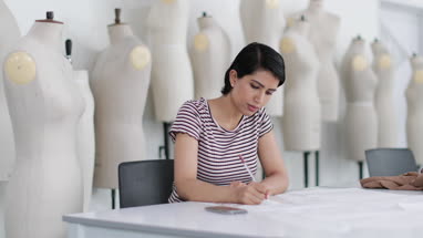 Arabic female student fashion designer